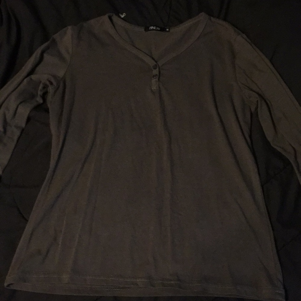 Long sleeve Henley